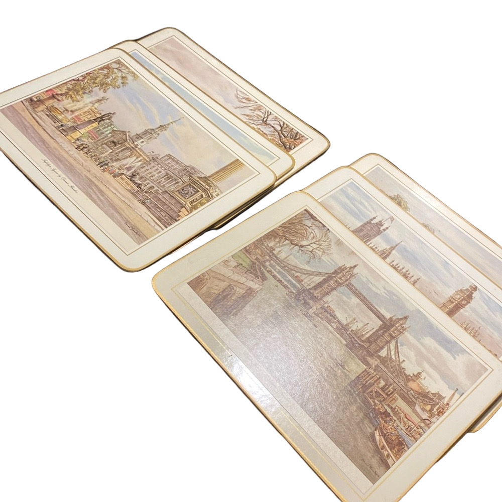 Clover leaf placemats